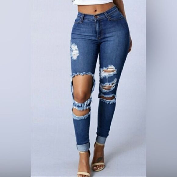 2/$30 Fashion Nova Distressed Blue Skinny Jeans size 15 - Picture 3 of 10